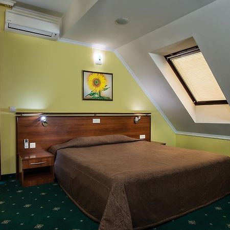Hotel Izvor Starozagorski Bani Buitenkant foto